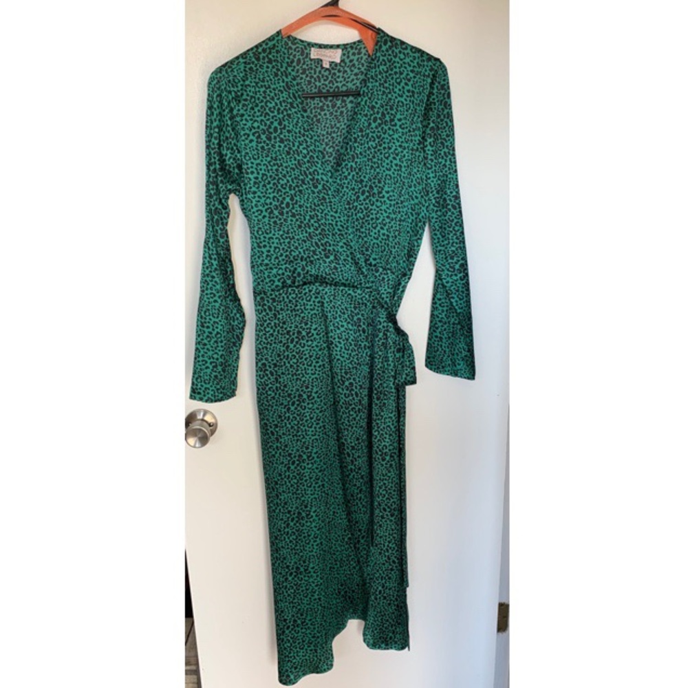 Dancing leopard wrapdress